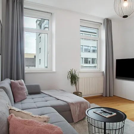 Zeitlos Zuhause Apartment *
